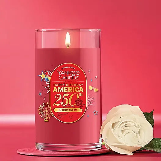 Denim Dreams Medium Pillar Candle